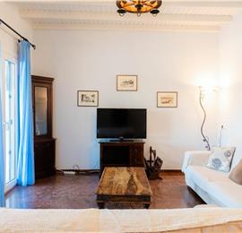 3 bedroom villa with pool in Kassiopi, Corfu, sleeps 6